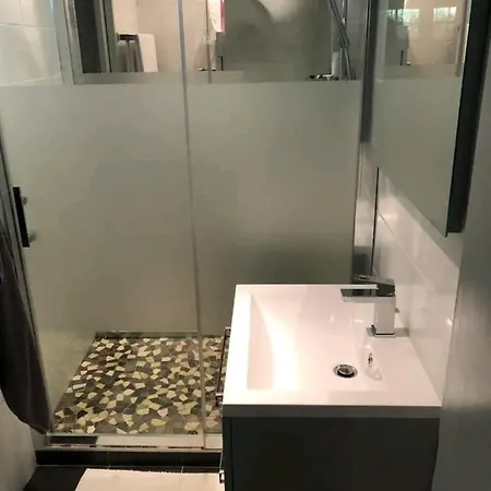Situe Au Coeur Du Centre D'hossegor, Parking Prive, Wifi,classe 3 Etoiles